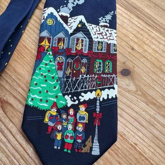 Alynn Other - Twas the Night Before Christmas Tie